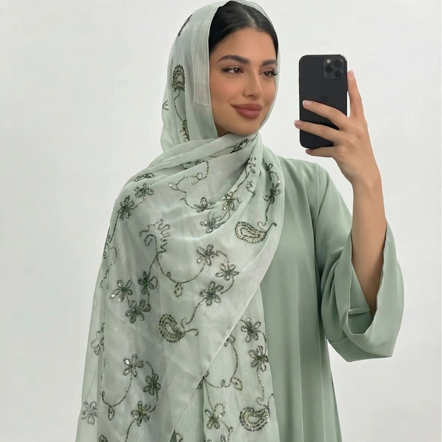 Écharpe Hijab Brodée à Fleurs et Sequins (MH244)