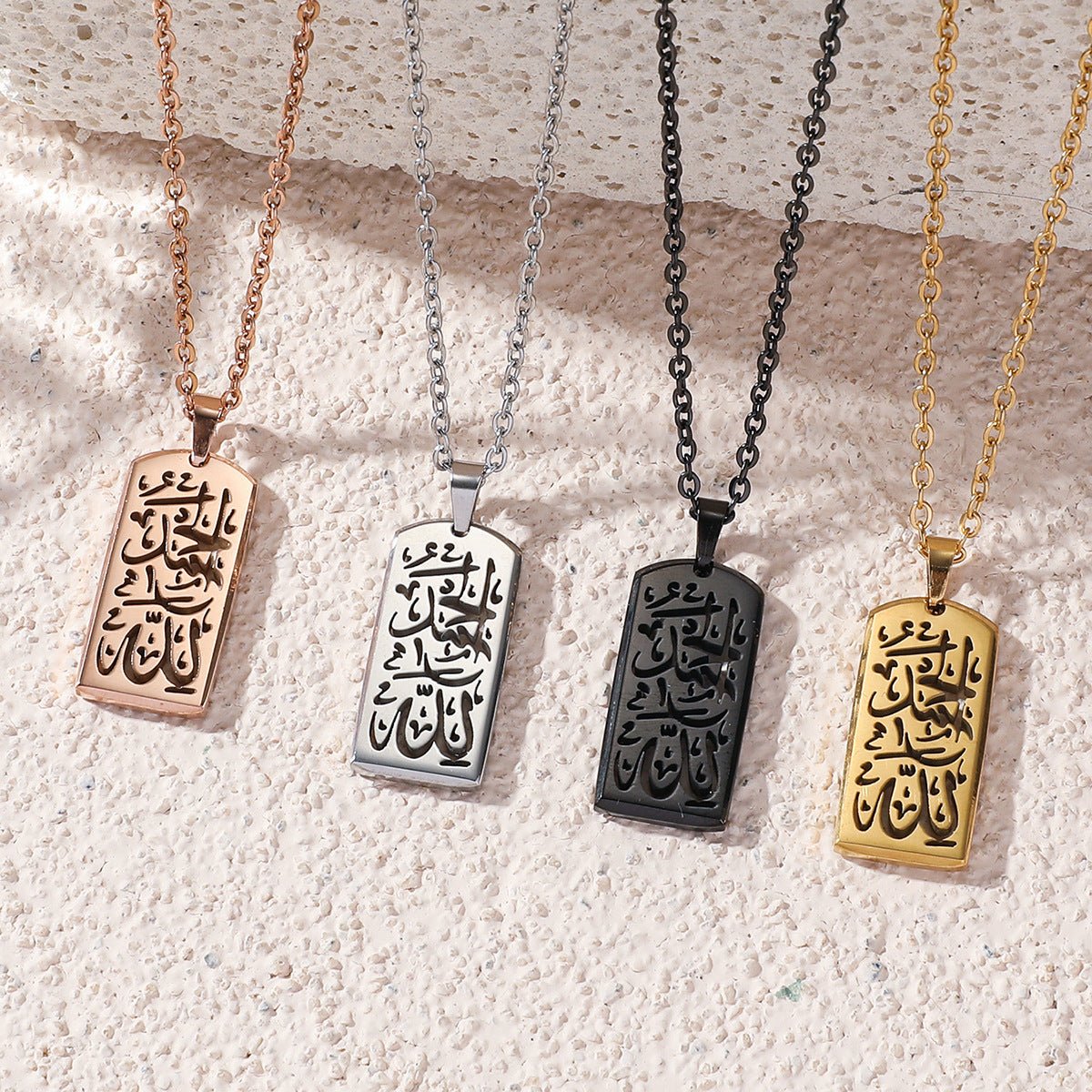Collier pendentif rectangulaire polyvalent haut de gamme à lettre (MAC228) (AVEC BOÎTE CADEAU)