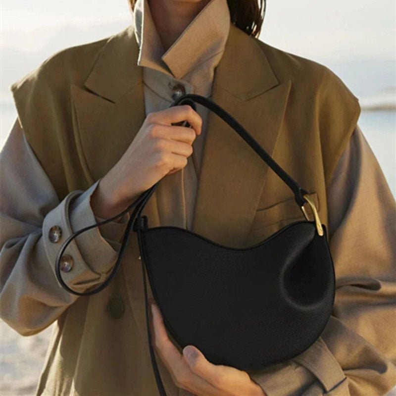 MAC182 Sac besace à bandoulière asymétrique en texture Lychee