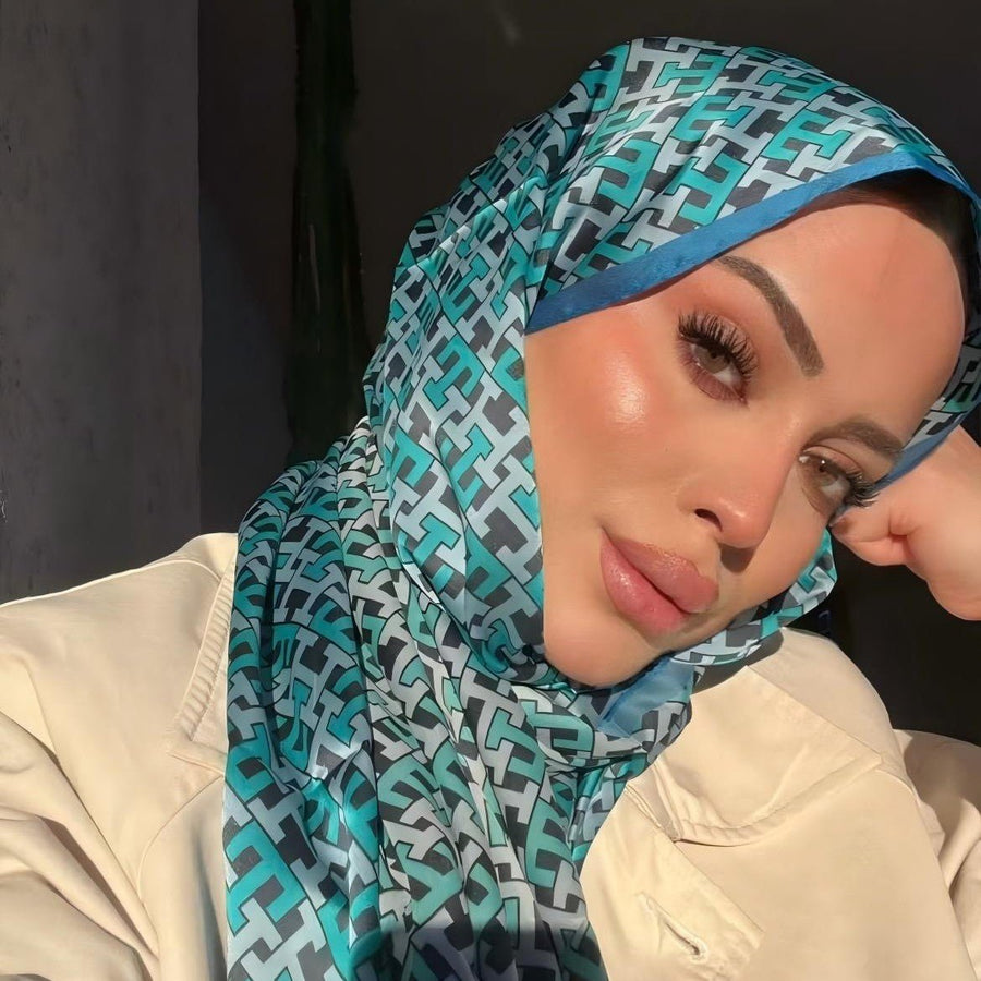Foulard Hijab en Satin Imprimé | Foulard Hijab en Satin Imprimé (MH217)