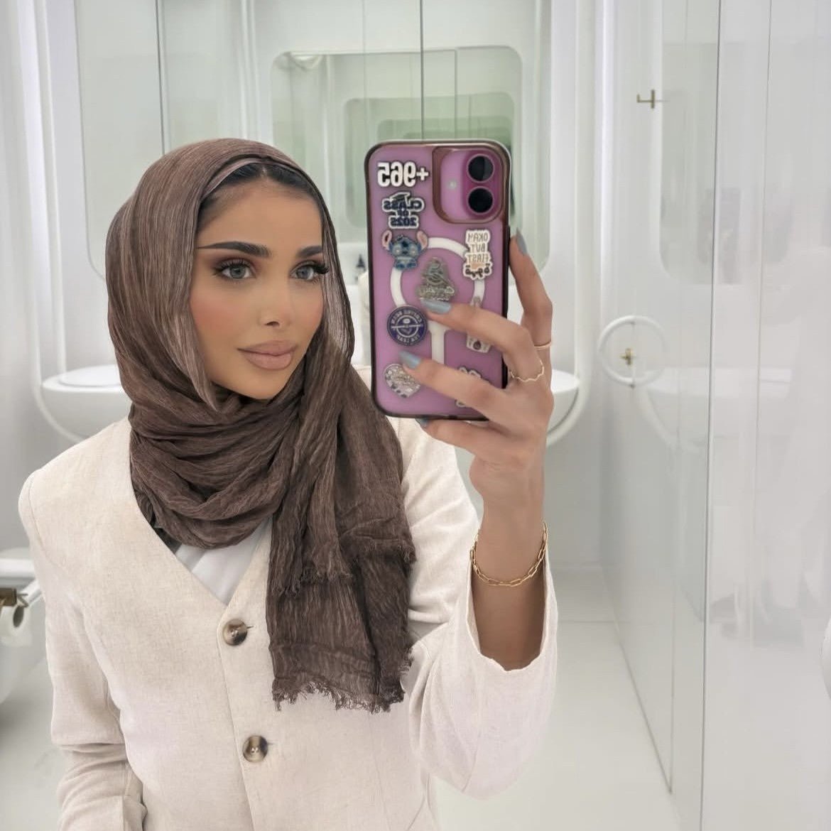 Hijab en Rayonne Texturée Froissée Coloris Unis Hijab Enveloppant Respirant pour Femme (MH145)