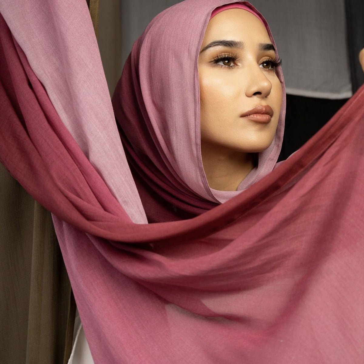 Collection de foulards en coton premium Hijab dégradé (MH123)