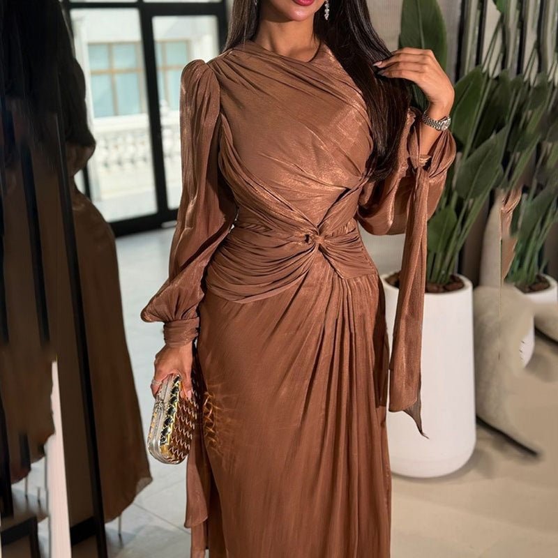 Robe en satin plissé diagonal avec ceinture nouée (MS324)