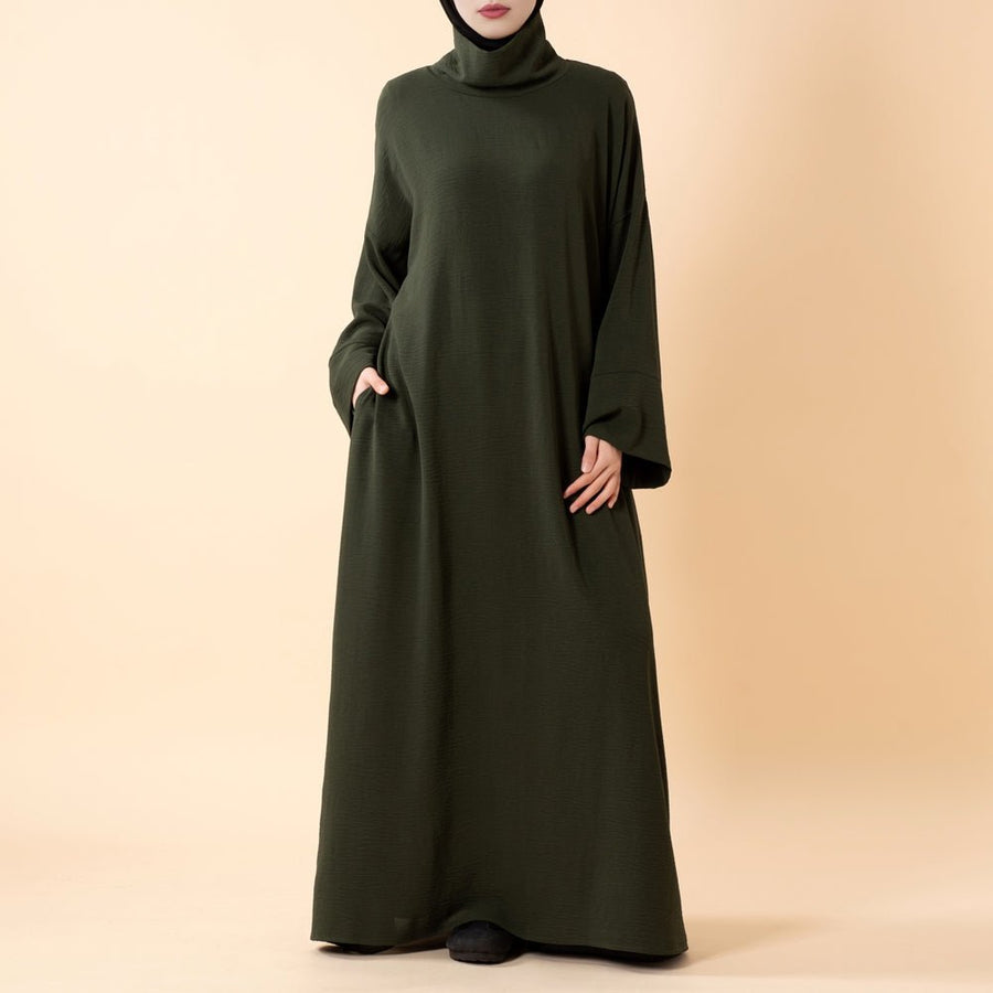 Abaya col roulé en crêpe Everyday – Coupe décontractée pour toutes les saisons (MA384)