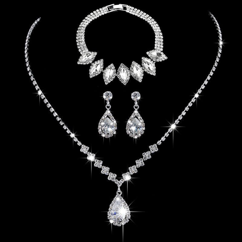 Collier et boucles d'oreilles pendantes MAC181 en zircons diamantés étincelants