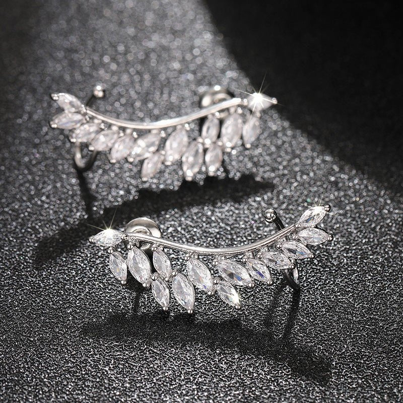 Boucles d'oreilles à clous silhouette aile feuille (MAC443)