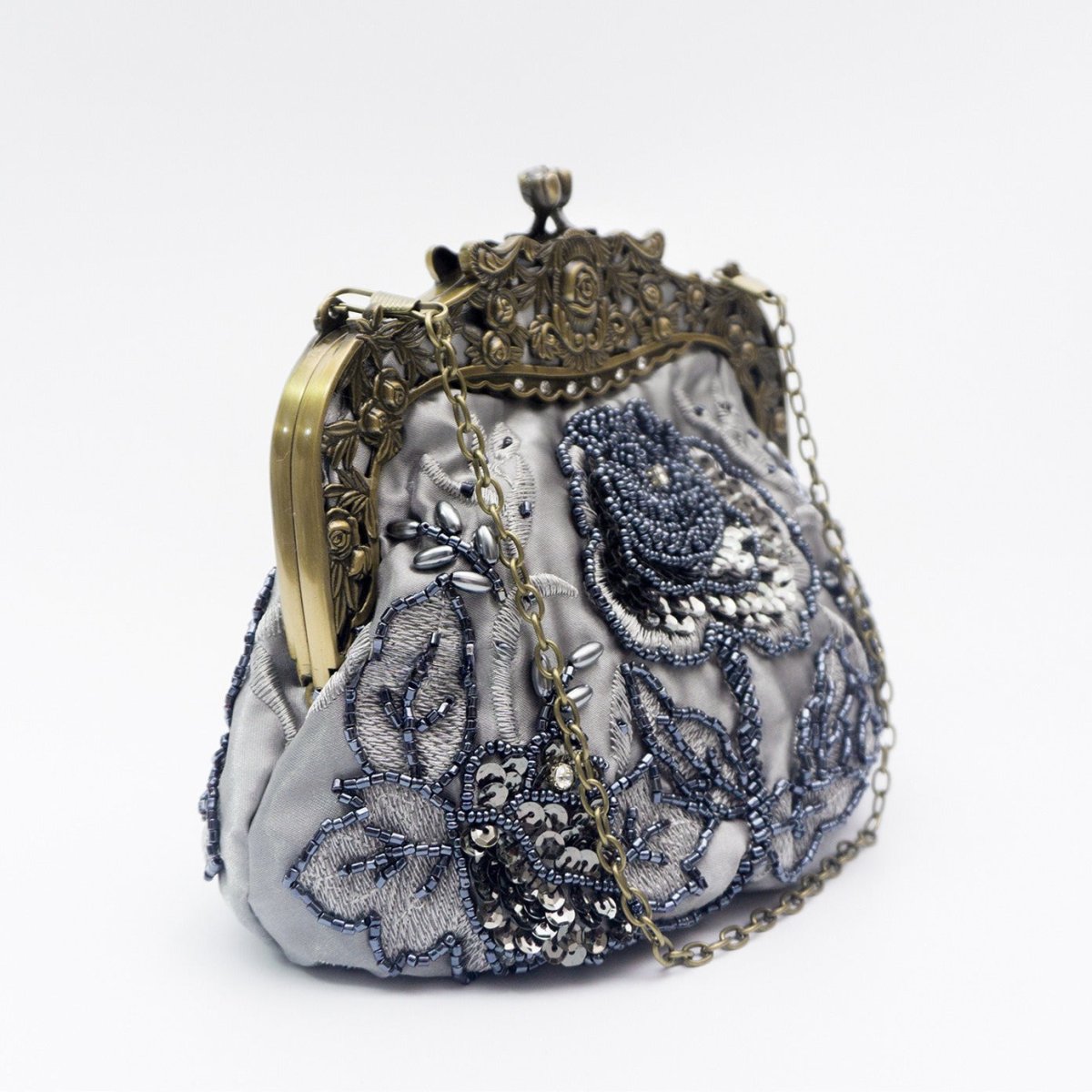 Pochette de soirée brodée de roses avec sequins et perles (MAC291)