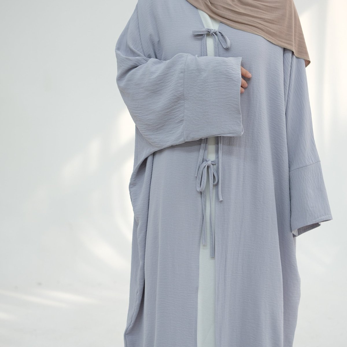 Kimono Abaya Ouvert Ample à Lacets (MOA107)