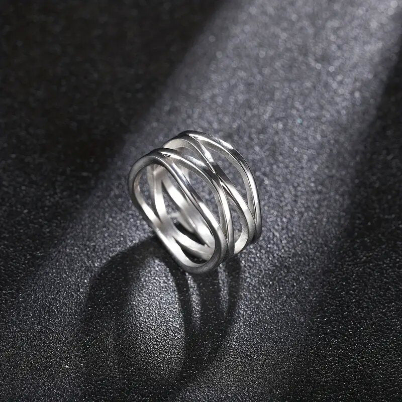 Bague ajourée MAC166 à lignes géométriques simples