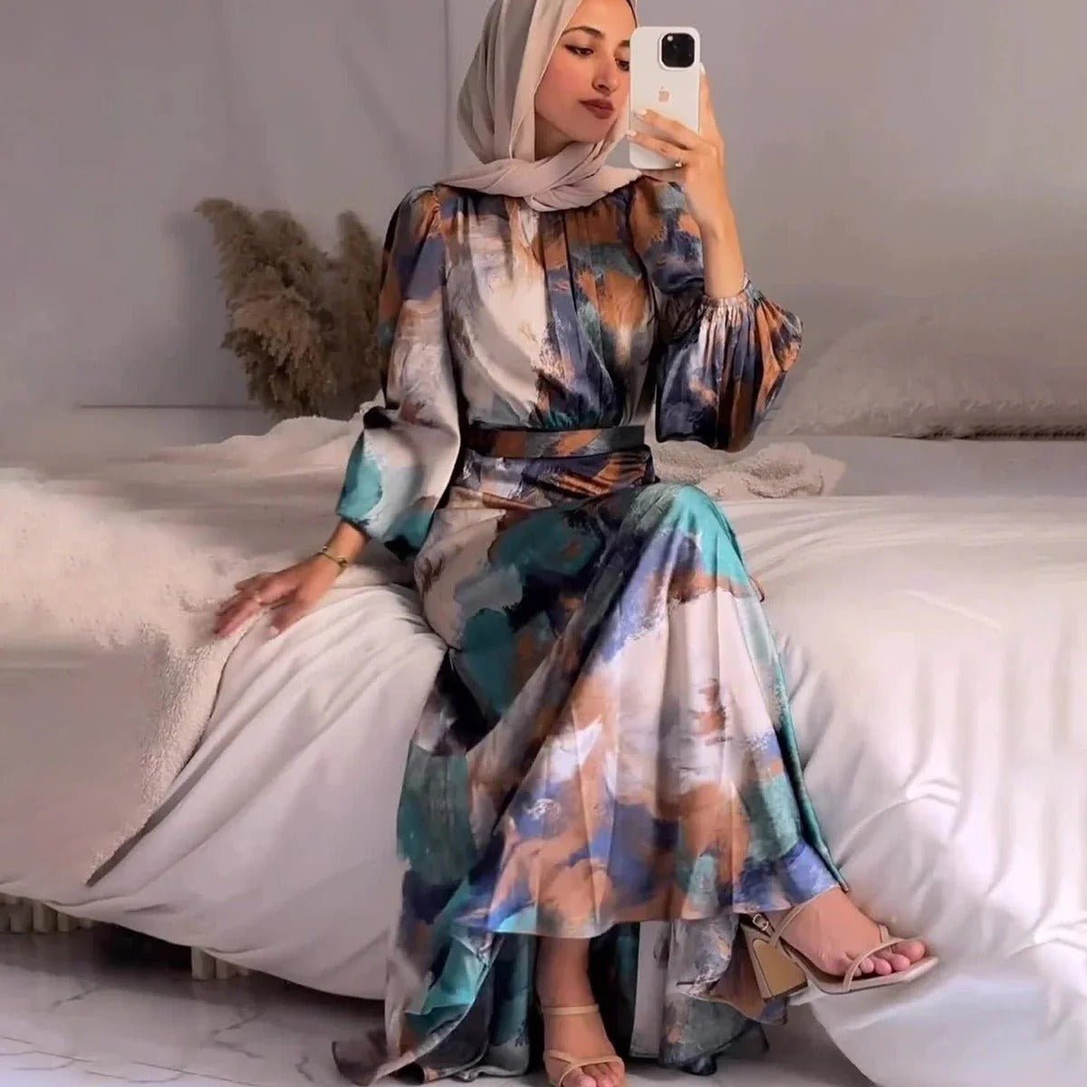 Abaya à Manches Cloche Plissées à Imprimé Exotique (MA166)