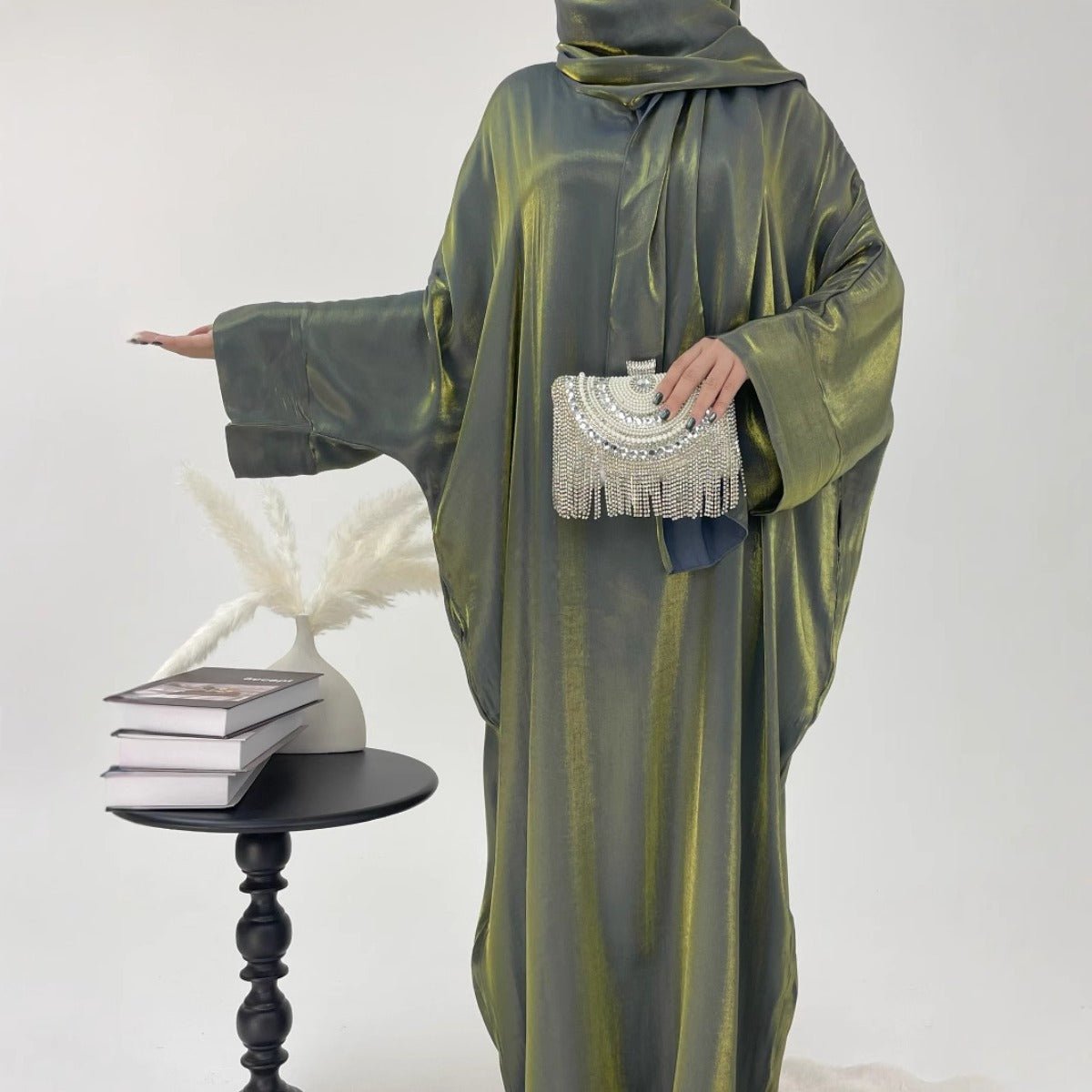 Robe Abaya de Luxe à Manches Bouffantes | Tenue de Soirée Élégante Musulmane, Robe Modeste Brillante (MA245)