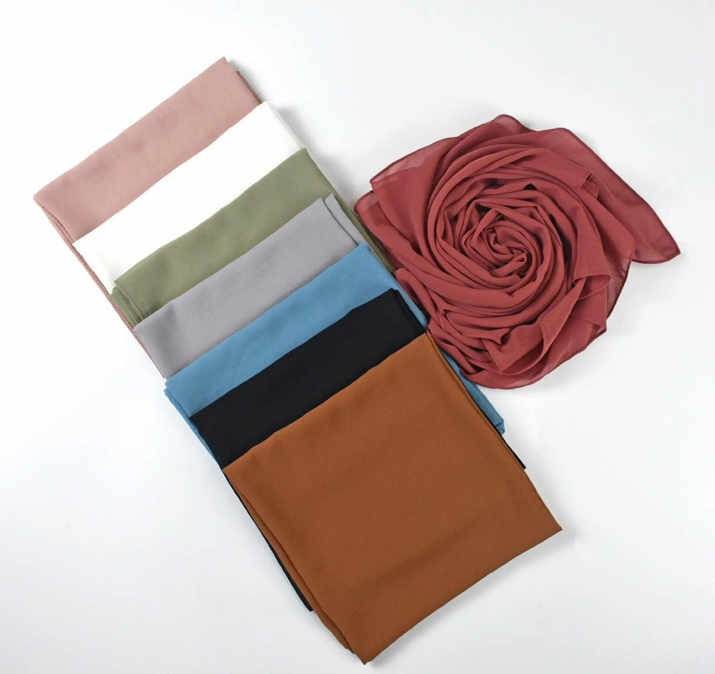 Hijab carré en mousseline perlée (MH028)