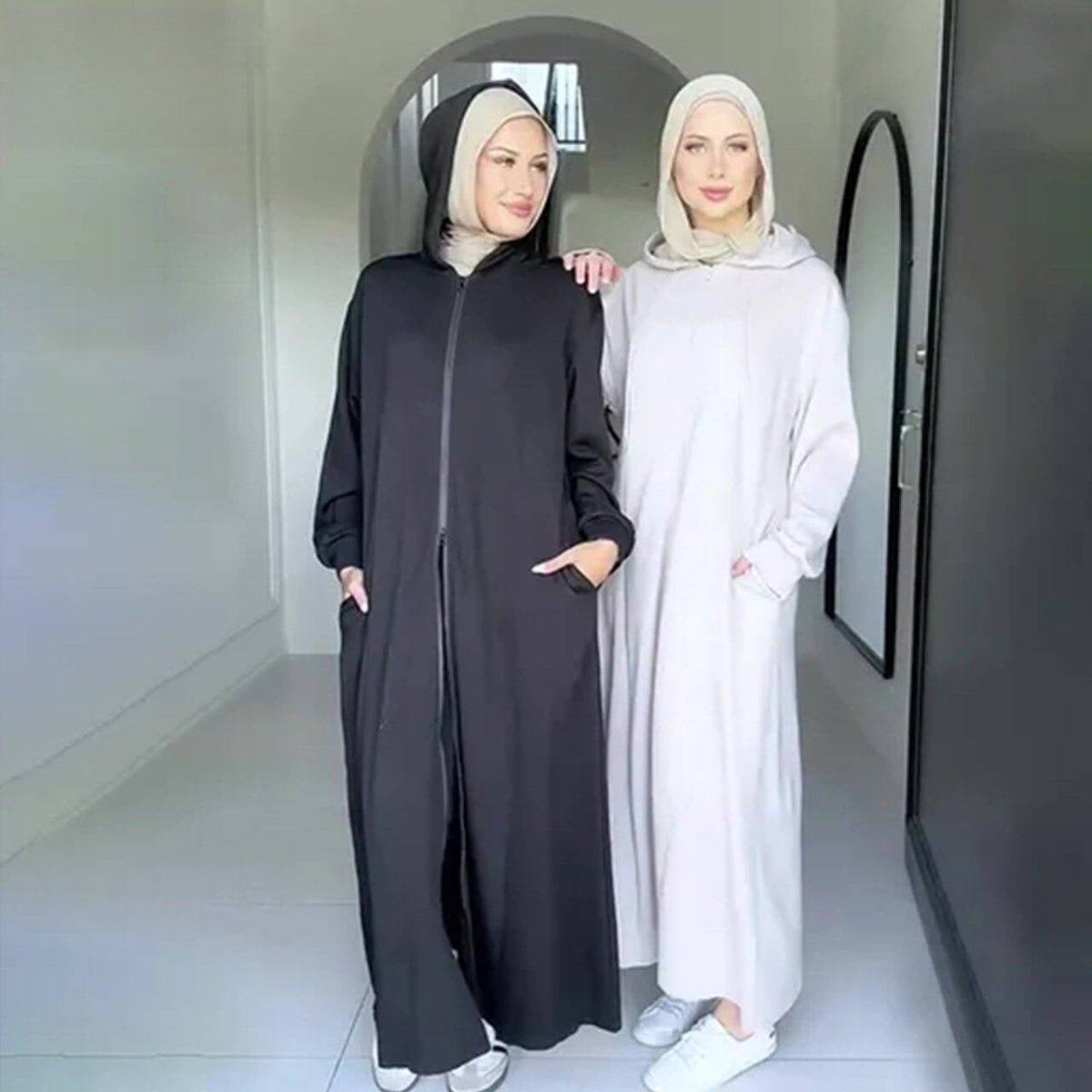 Abaya à capuche zippée avec poches (MA389)