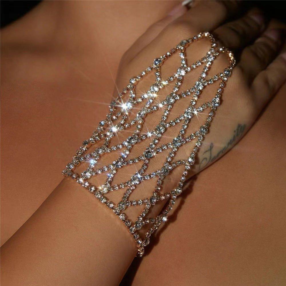 MAC119 Bracelet mitaine Armani en maille avec strass, élégant et raffiné