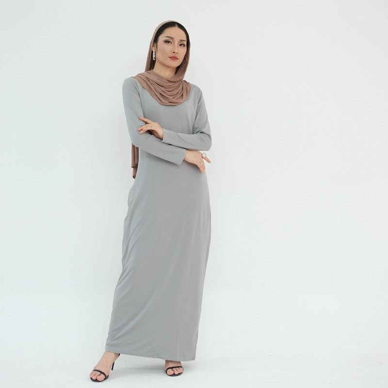 Robe de base essentielle en soie de lait ultra longue, douce et superposable | Robe maxi à enfiler, col rond (MA319)