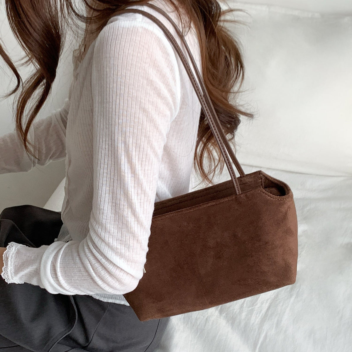 Sac à bandoulière petite taille aspect suède (MAC475)