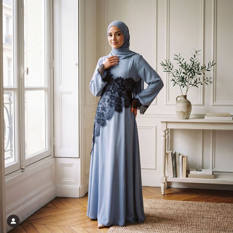 Robe Maxi avec Empiècement en Dentelle Contrastée à la Taille (MS409)