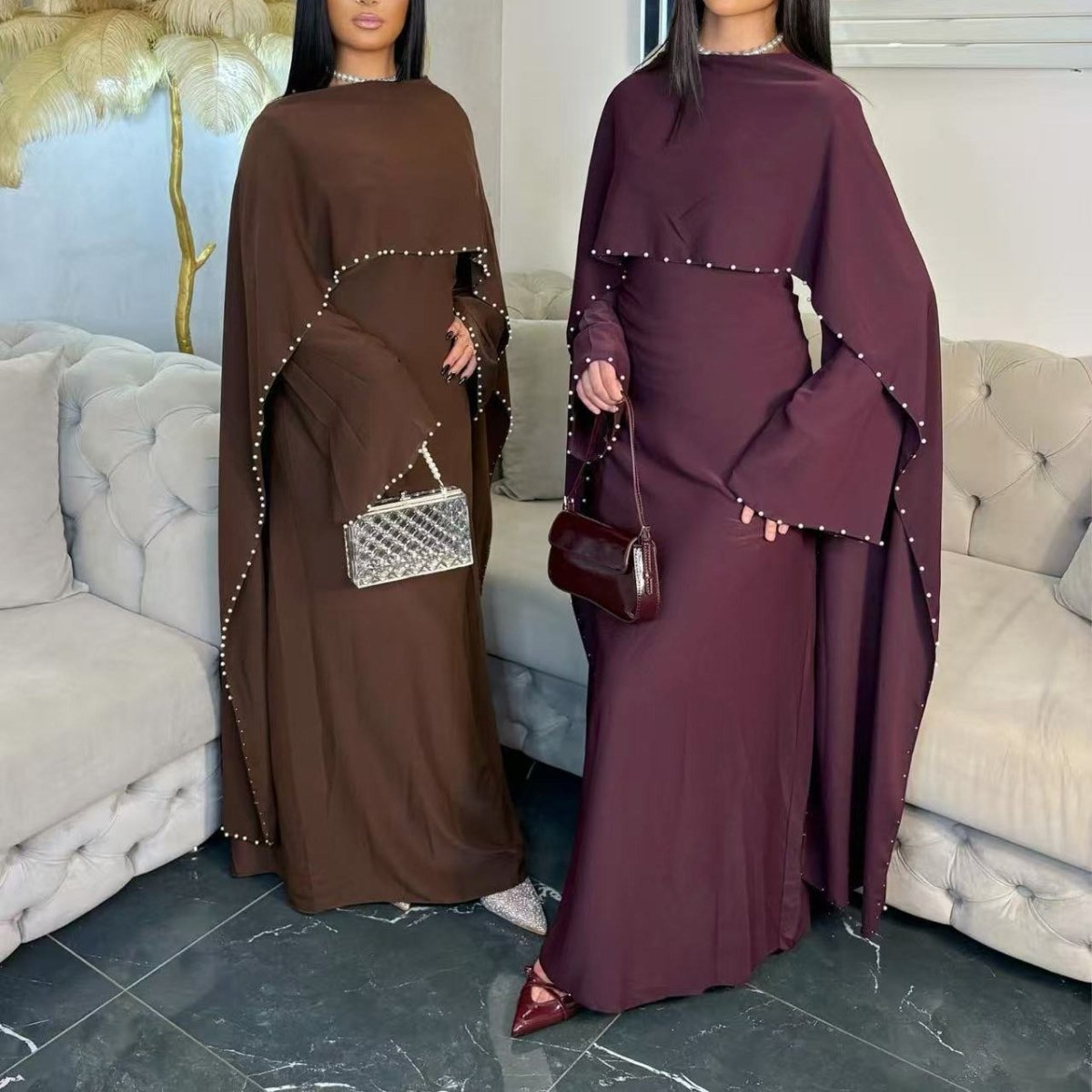 Robe Maxi Nida à Manches Cape et Perles Brodées à la Main (MS439)