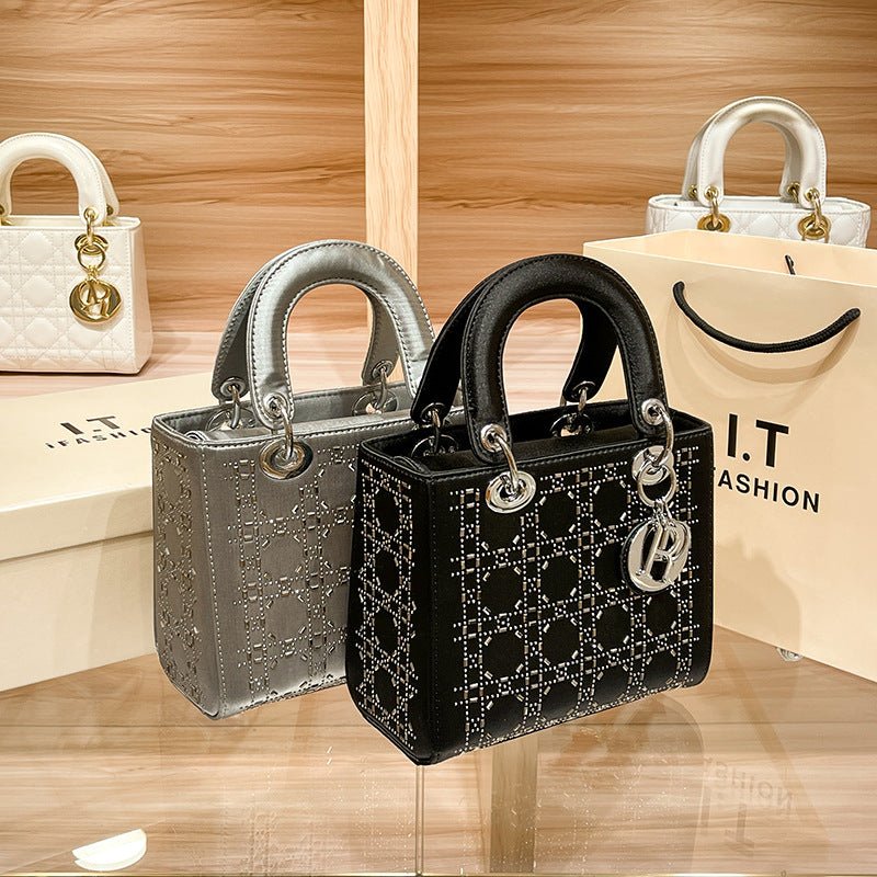 Sac Princesse Diana en satin haut de gamme, style « Hot Diamond Heavy Industry » (MAC220)
