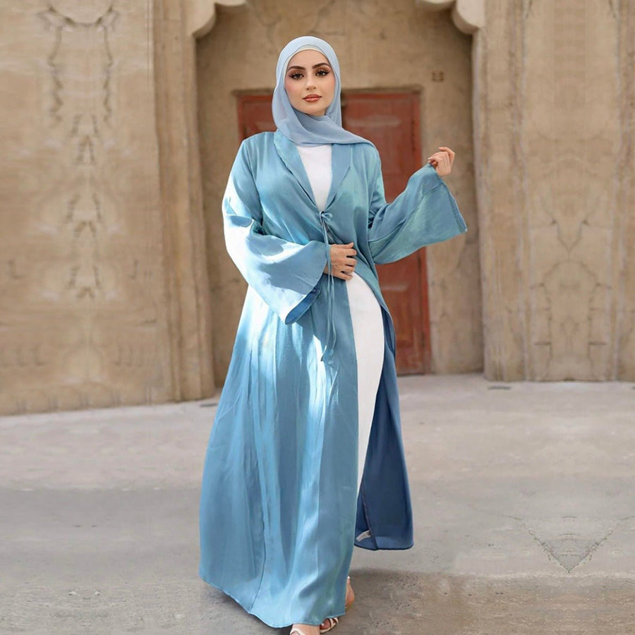 Abaya Cardigan Mirage du Désert | Abaya en Soie Bleu-Vert Dégradé avec Manches Cloche (MOA204)