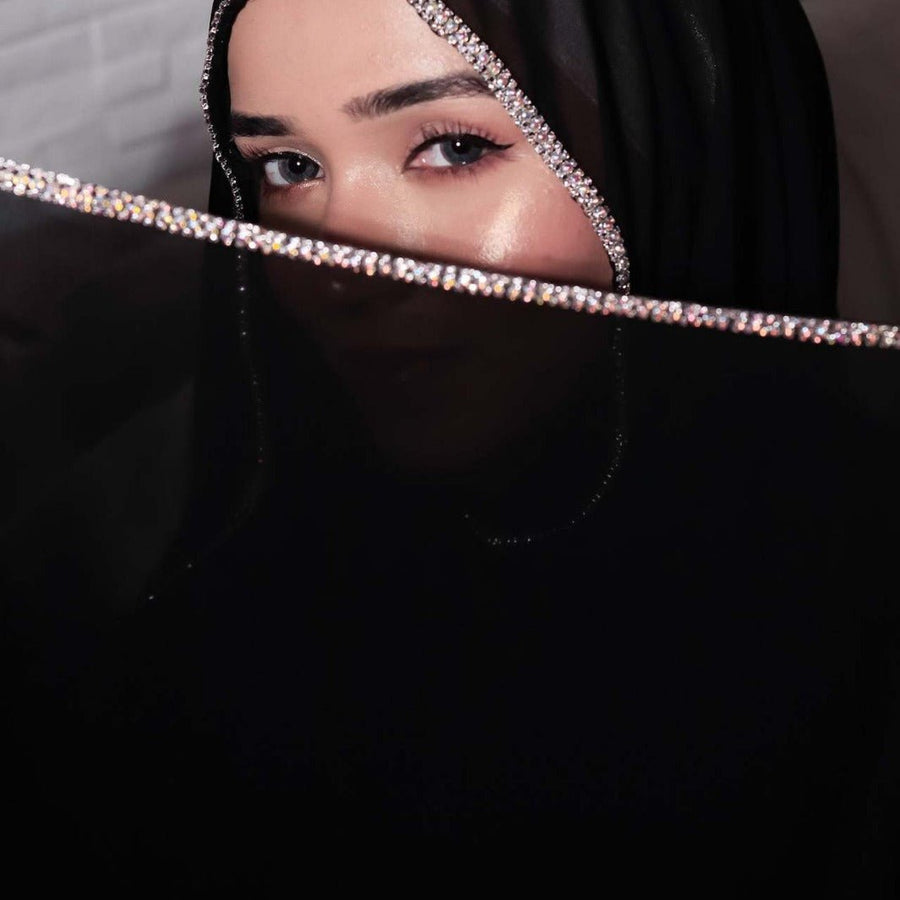Hijab en Mousseline Bordé de Diamants (MH087)