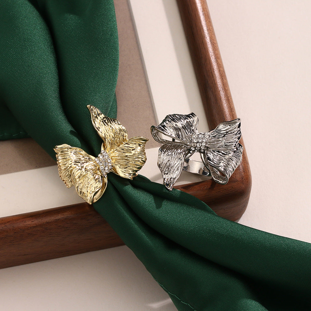 Bague Foulard Hijab Brodée à Nœud Polyvalente (MAC340)