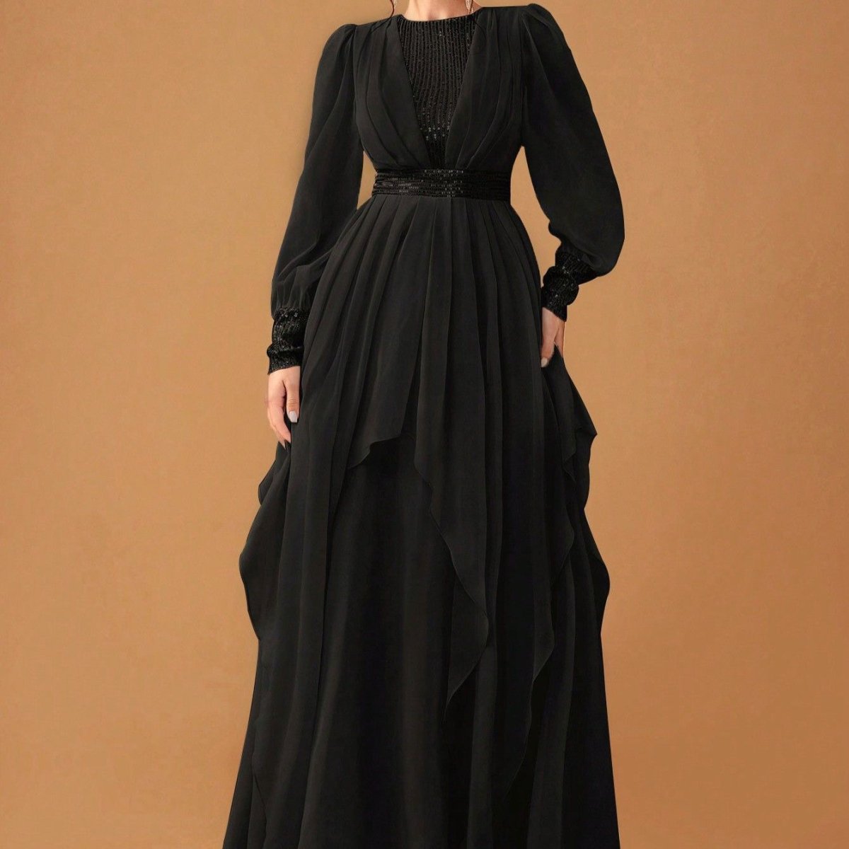 Abaya élégante en mousseline avec jupe drapée (MS291)