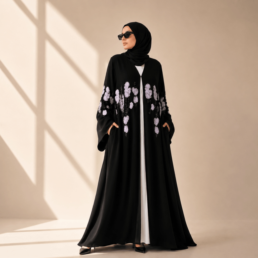 Abaya ouverte en mousseline double épaisseur, brodée de motifs floraux de luxe (MOA308)