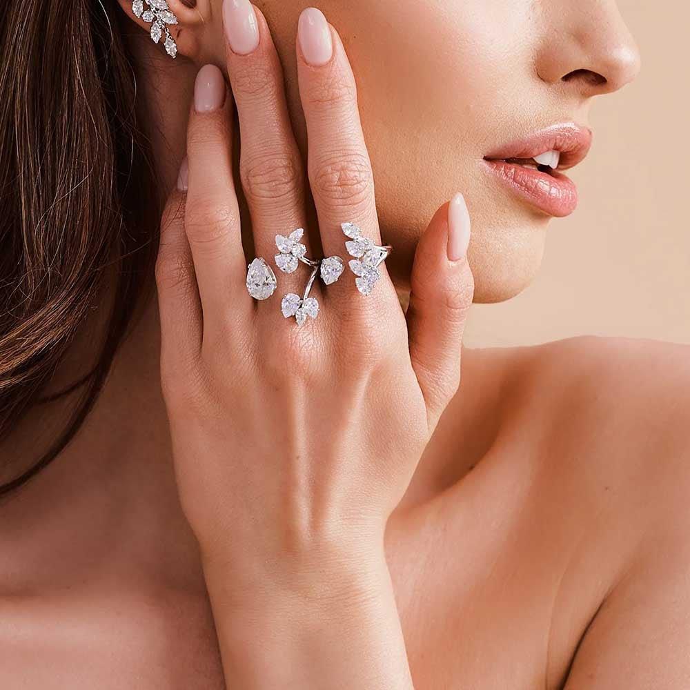 Bague empilable MAC157 fleur en zircon premium