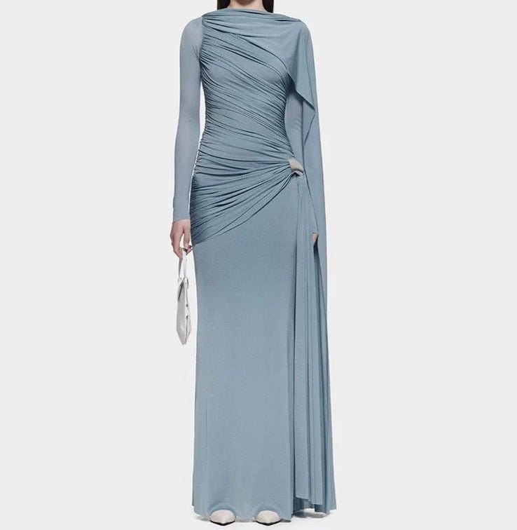 Robe Longue Cape Drapée en Diagonale | Robe Maxi Asymétrique à Manches Longues Drapées (MS222)