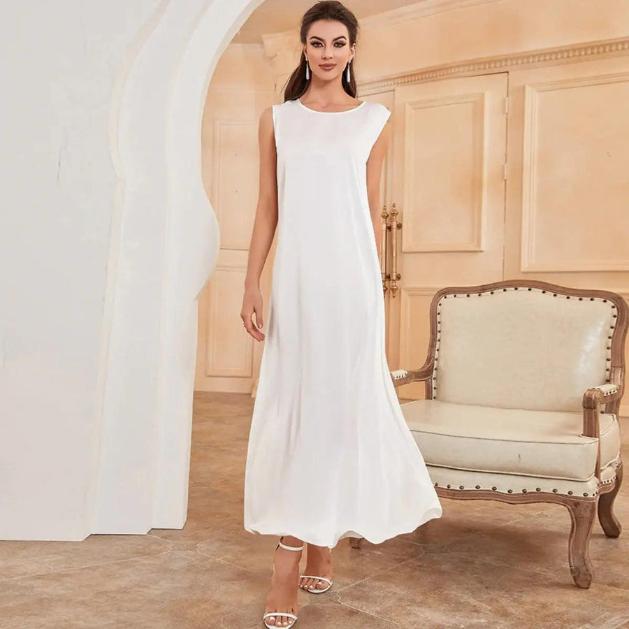 Robe intérieure sans manches en satin (MA037)