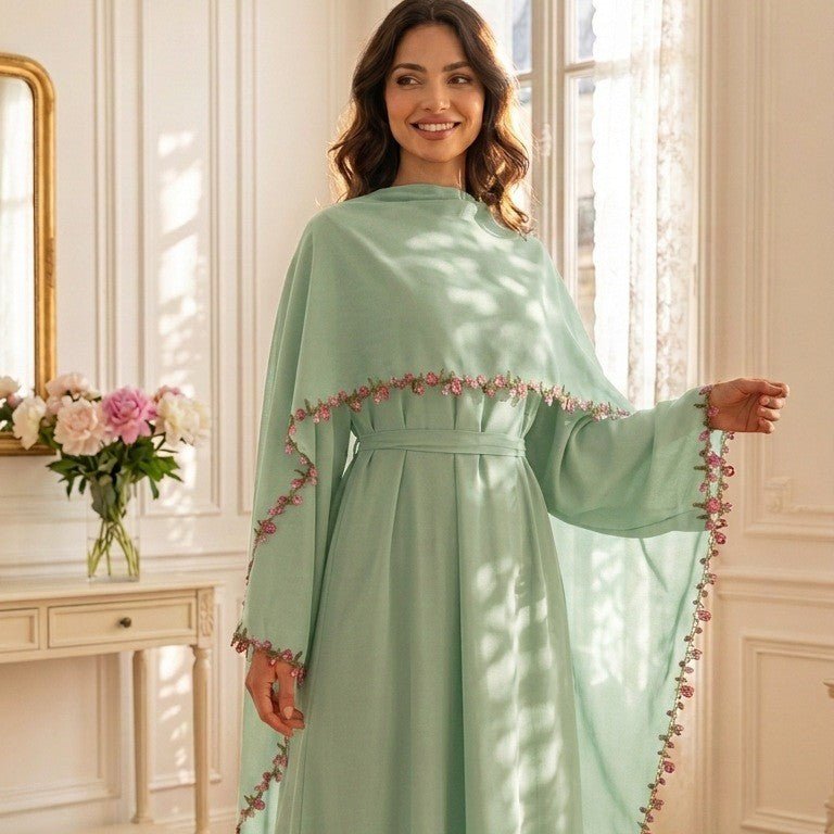 Robe Maxi à Bourgeon de Rose Brodé et Bordure Diagonale(MA455)