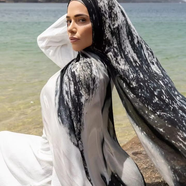 Hijab en coton artistique aquarelle avec motifs floraux peints (MH144)