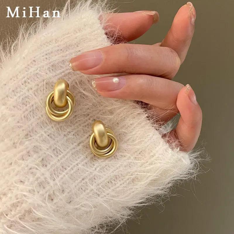 Boucles d'oreilles cercles entrelacés MAC064