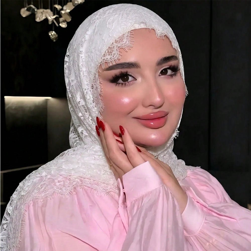 Hijab en Dentelle Florale à Bordure Frangée Cils (MH237)