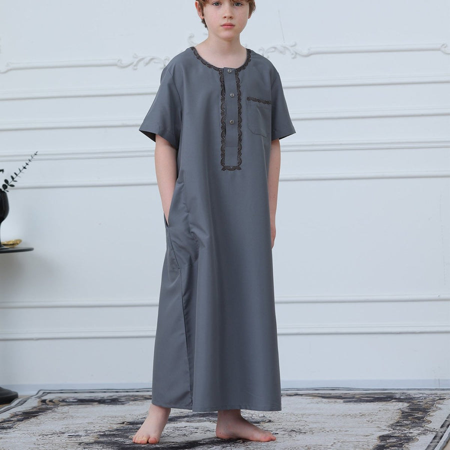 Qamis brodé pour garçon avec poches latérales (MKB031)