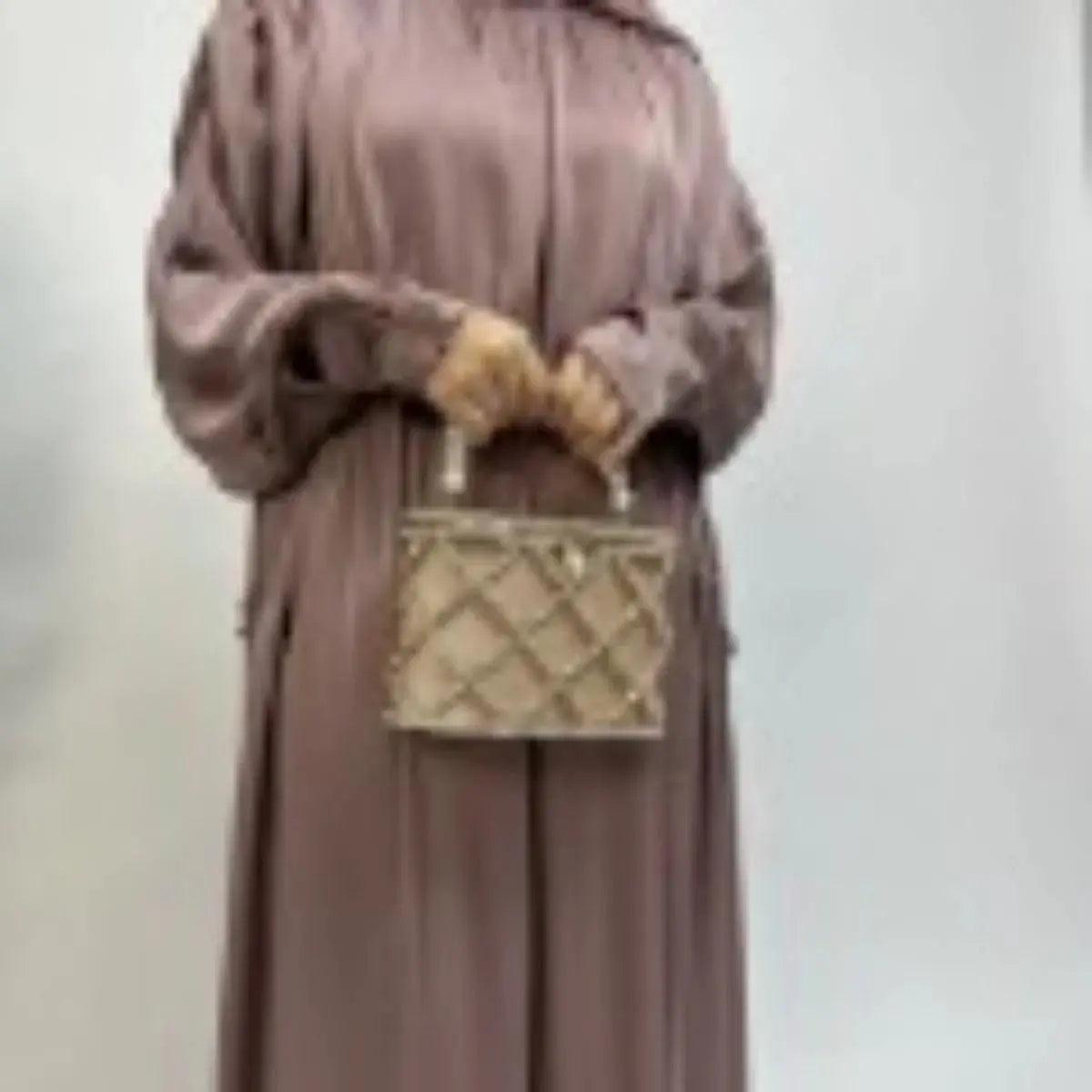 Abaya Armani : Abaya en satin parfaite avec cordon de serrage (MA039)