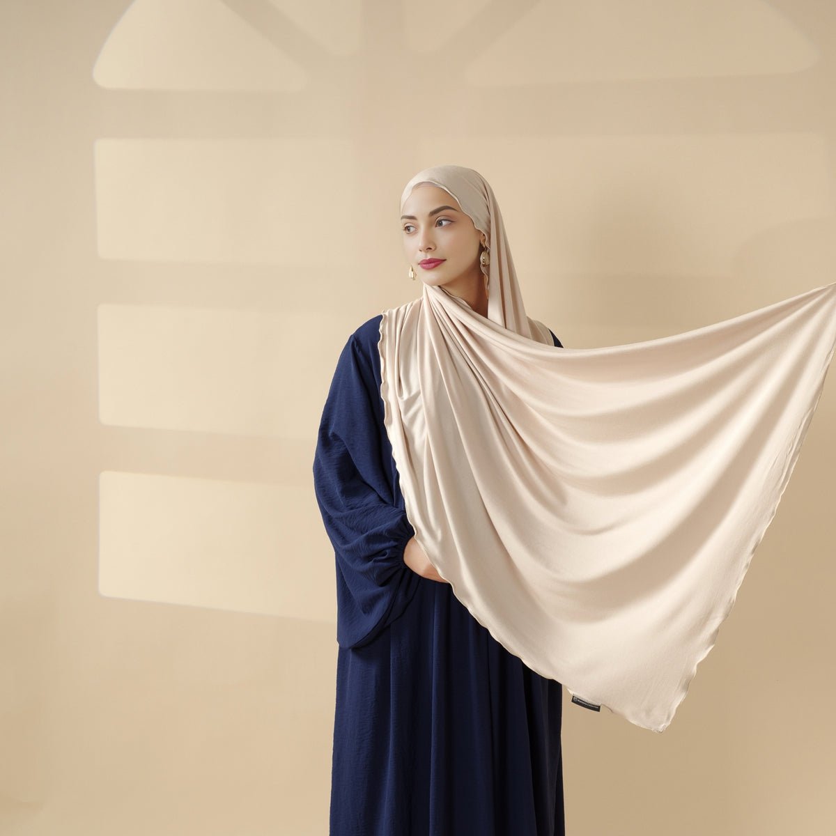 Hijab Parfait pour l'Aïd : Long Foulard en Jersey Modal Premium – Doux, Respirant & Élégant (MH105)