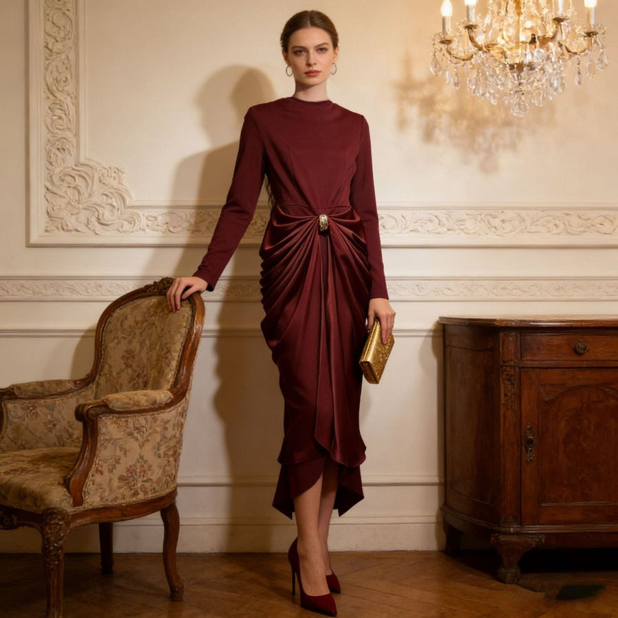 Robe-jupe en satin drapé avec broche bijou (MS321)