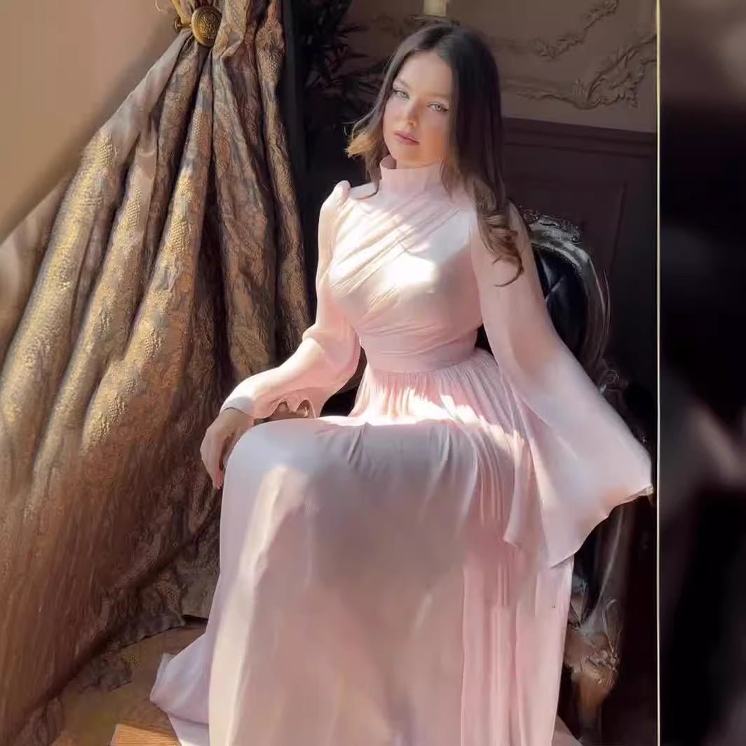 Robe Abaya élégante à col cheminée, taille plissée et manches évasées, tenue idéale pour invitée de mariage (MA199)
