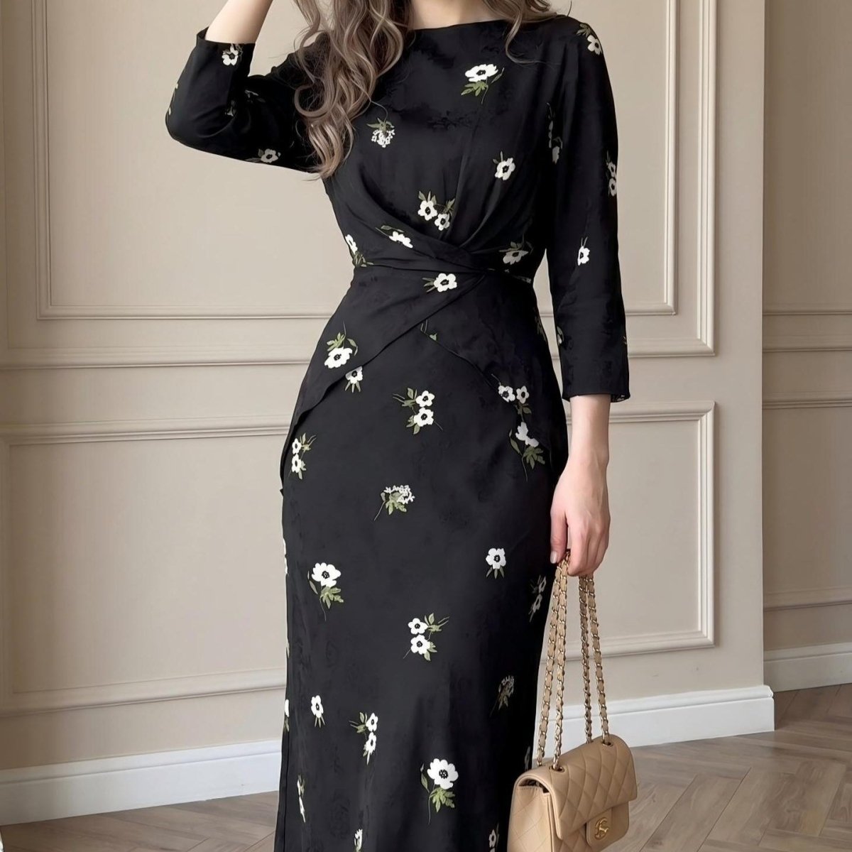 Robe midi imprimée fleurs avec nœud torsadé sur le devant (MS463)