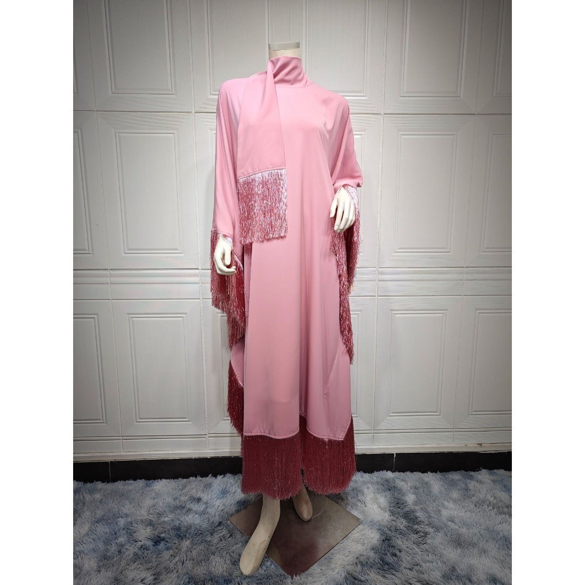 Kaftan Manches Chauve-Souris à Pompons | Robe de Soirée avec Détails Frangés Fluides (MA288)