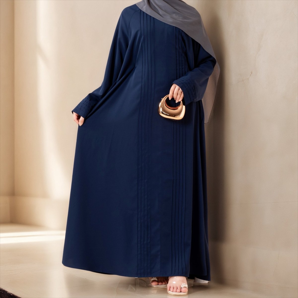 Abaya Serene plissée en georgette, coupe ample et longueur intégrale, style modeste (MA254)
