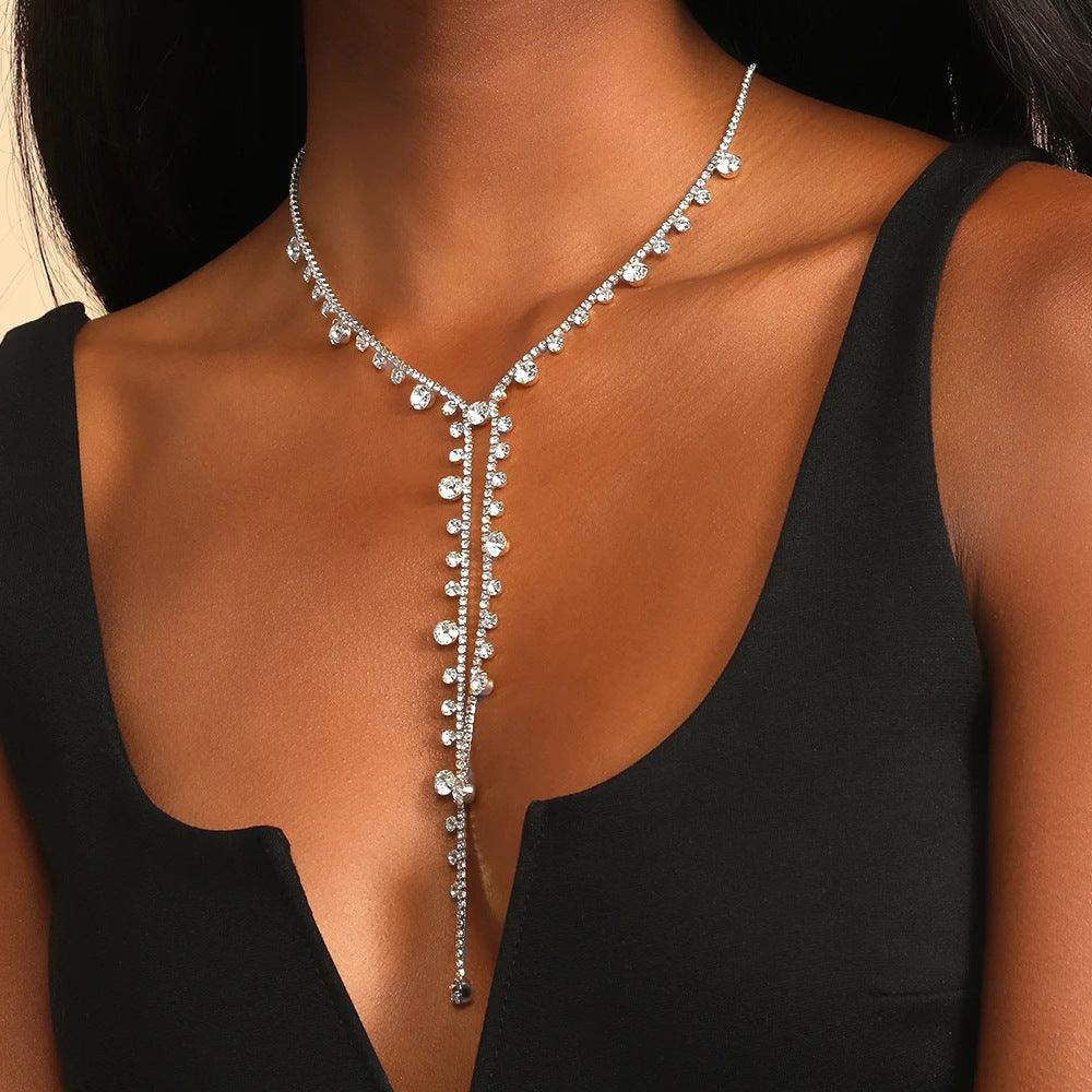 Collier MAC088 personnalisé avec pampilles longues et diamants de forme irrégulière