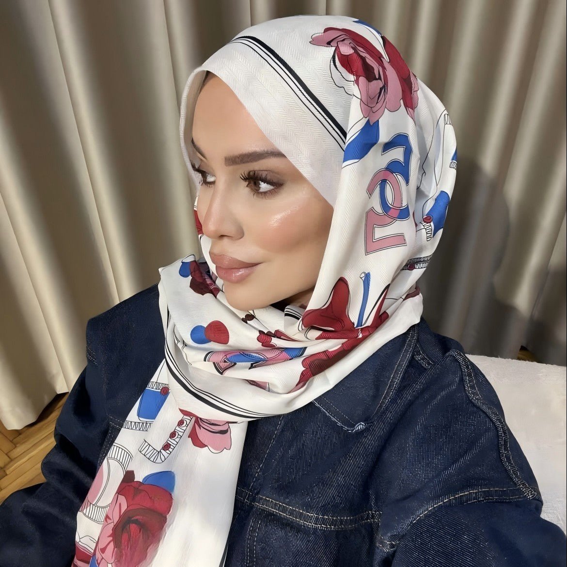 Foulard imprimé en coton twill (MH215)