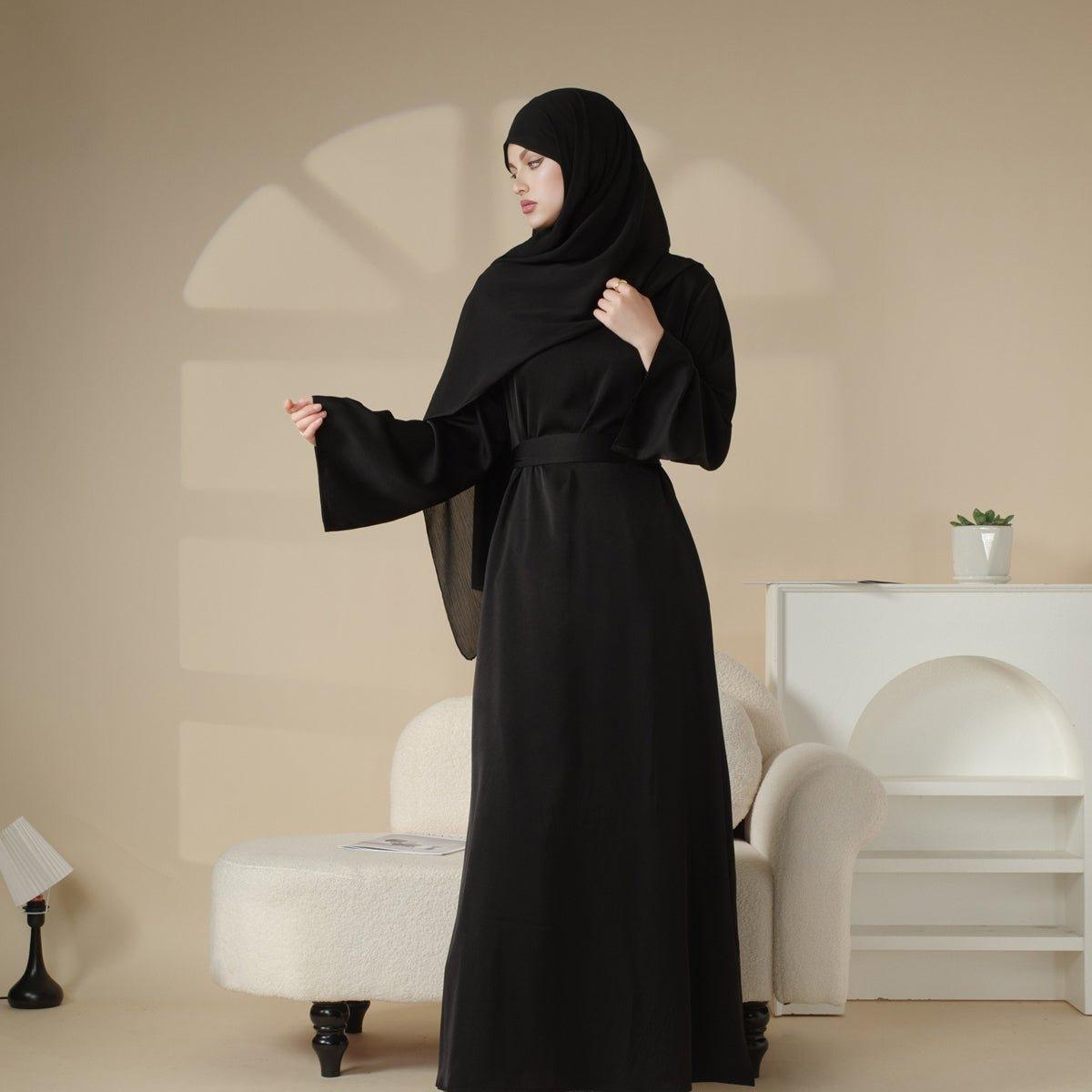 Abaya en satin unie à double poche et boutons dissimulés (MA030)