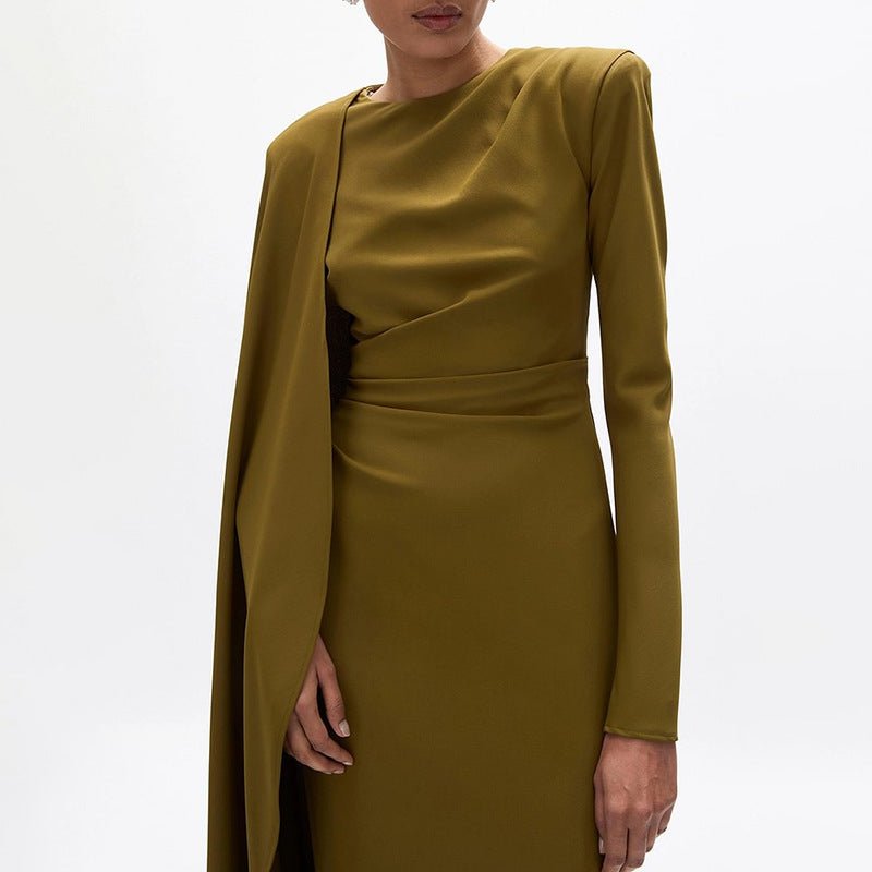 Robe Cape Asymétrique avec Fente Dos (MS216)
