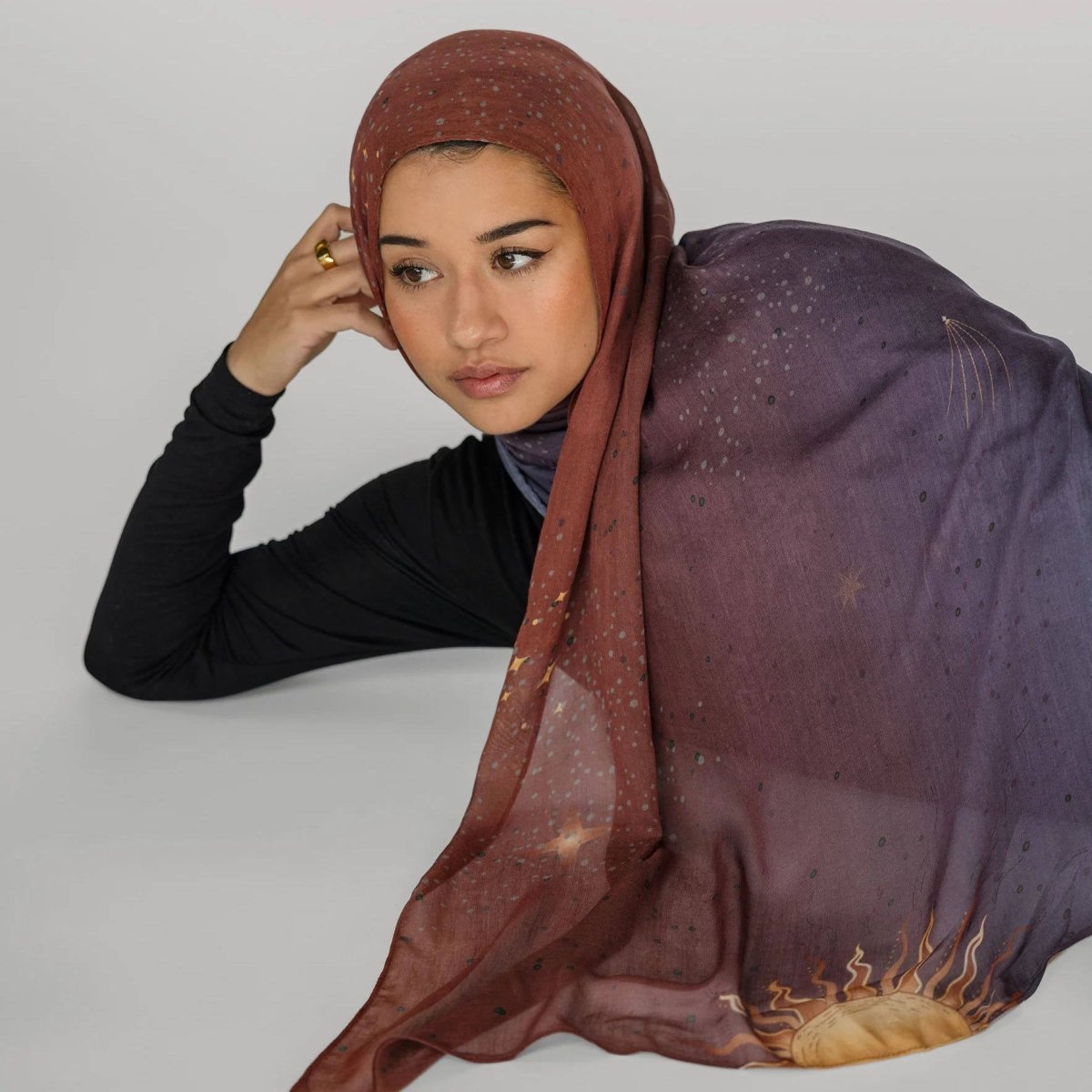 Foulard Hijab Ombré à Imprimé Soleil Céleste & Galaxie (MH242)