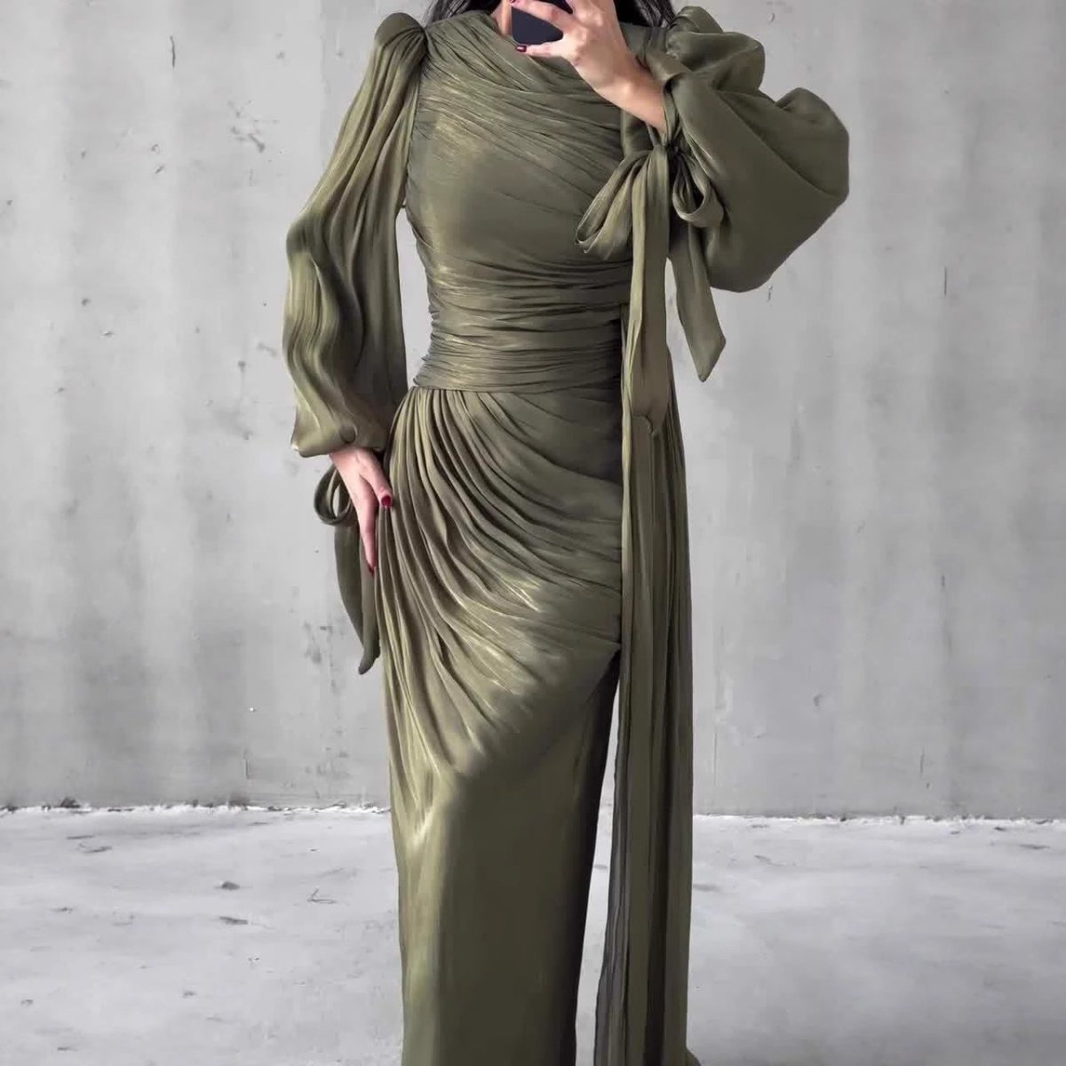 Robe de Soirée Froncée | Robe Maxi Moulante à Manches Bouffantes (MS280)