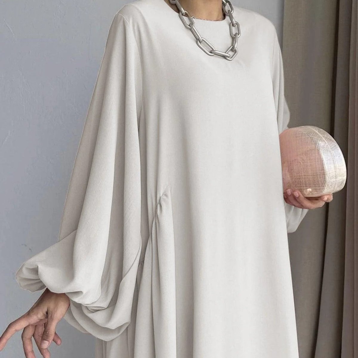 Abaya Simple à Manches Ballon Bouffantes (UKMA066)